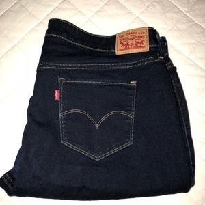 Like new Levi’s shorts, size 22
